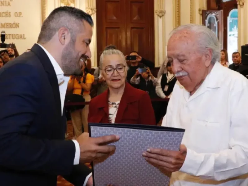 Ayuntamiento de Puebla entrega el premio municipal de arte y cultura