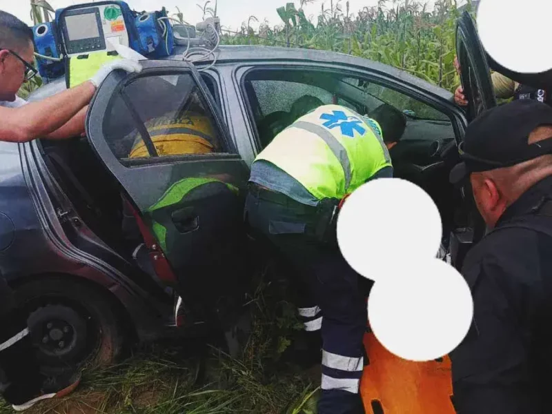 Una mujer murió y cuatro resultaron heridas por choque en San Juan Atenco, Puebla  