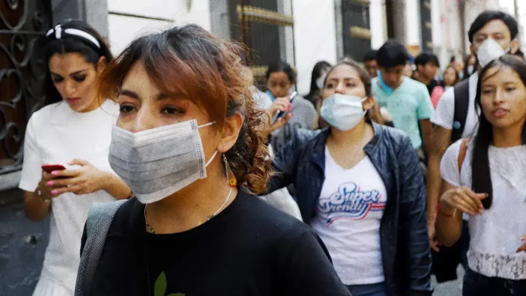BUAP ordena el regreso del uso de cubrebocas ante alza de contagios de Covid-19