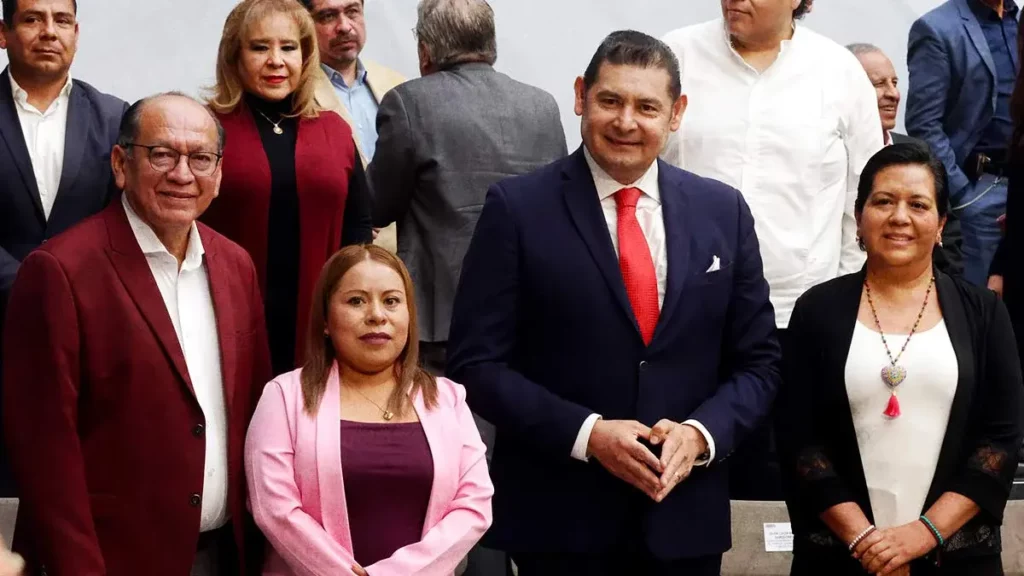 Alejandro Armenta arma su gabinete para el Gobierno de Puebla