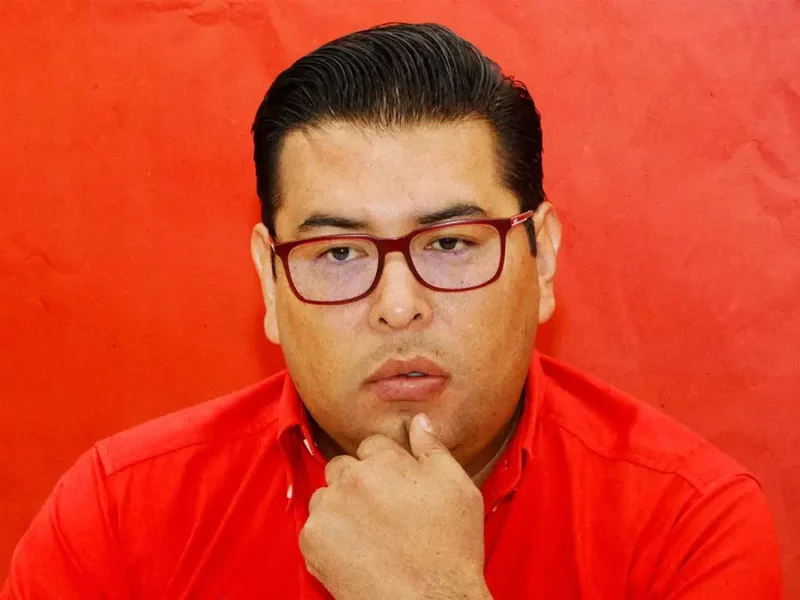 Asamblea en Zacapoaxtla busca tirar senaduría indígena de Néstor Camarillo