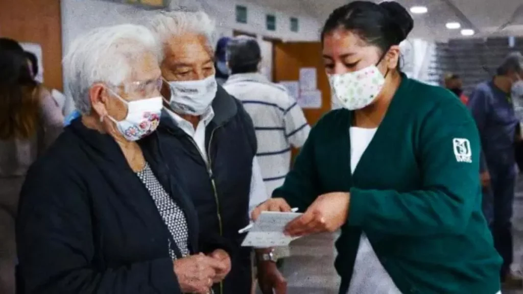 Más de 3 mil 300 bases se otorgaron a personal de IMSS-Bienestar en Puebla