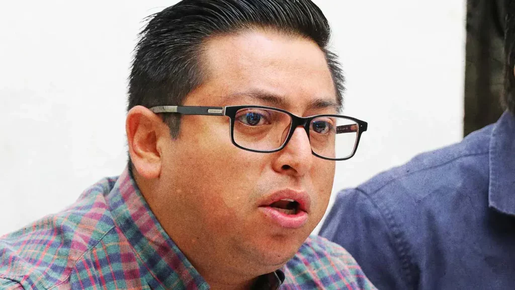 Vladimir Luna no descarta sumarse a otro partido si PRD pierde su registro en Puebla