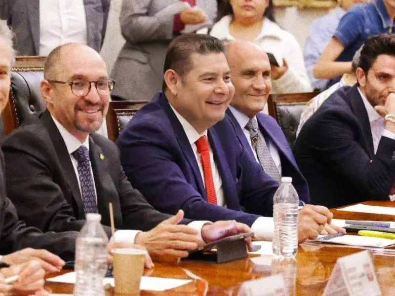Alejandro Armenta se reúne con Cámaras de Comercio de Puebla y la Concanaco
