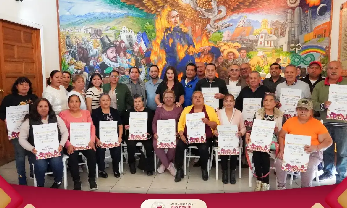 Locatarios del Mercado Domingo Arenas reconocen el buen trabajo realizado por Norma Layón en favor de Texmelucan