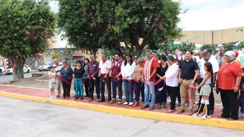 Metepec y El Carmen, beneficiadas gracias a obras con sentido social de Ariadna Ayala