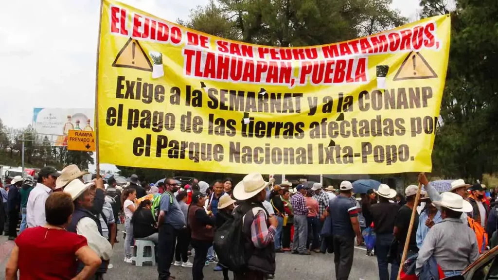 Minuto a minuto del bloqueo en la autopista México-Puebla