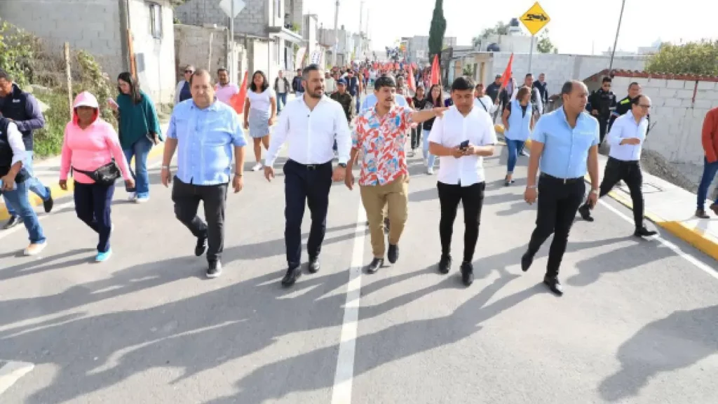 Entrega Ayuntamiento de Puebla rehabilitación de vialidad al sur de la ciudad