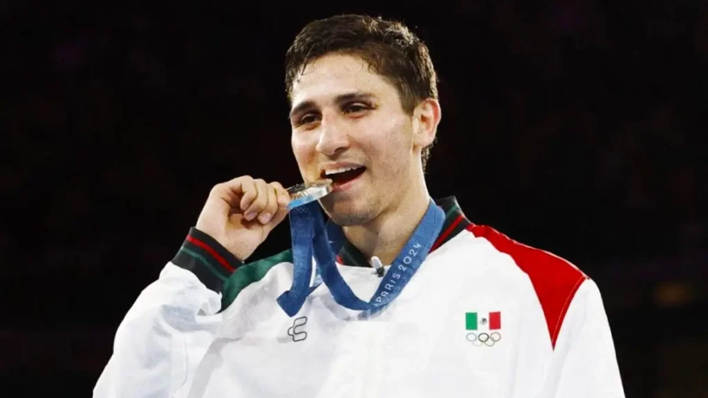 Marco Verde consigue plata en la final de boxeo en Juegos Olímpicos de París 2024