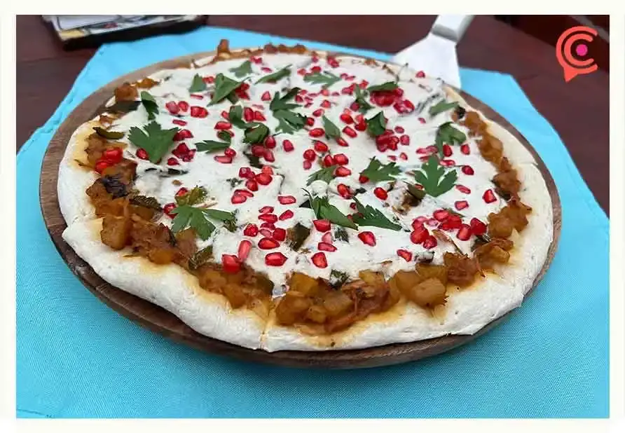 Restaurante Mel’s Bistro en Puebla ofrece la deliciosa Pizza de Nogada