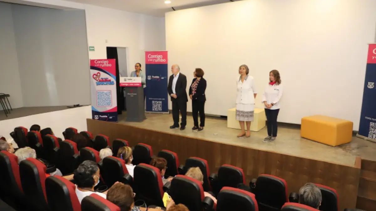 SMDIF organizó la ponencia "Envejecimiento saludable para personas adultas mayores"
