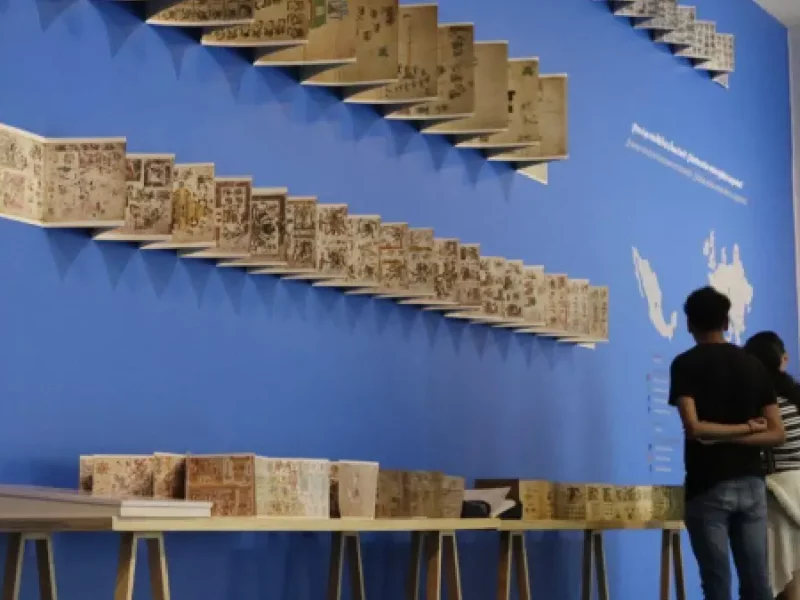 Exposición "Nombrar / to be named" llega a galería del palacio municipal