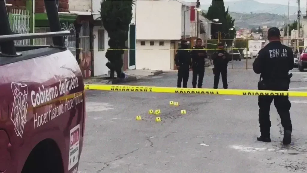 Delincuentes realizan disparos y dañan una casa en la colonia El Refugio, Puebla