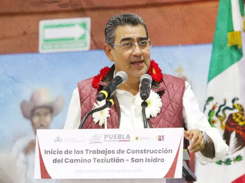 Pide Sergio Salomón Céspedes a alcaldes de Chignautla abandonar conflicto personal 