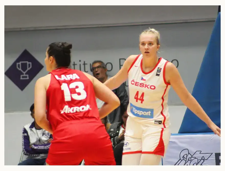 Chequia derrota a la Selección Mexicana de Básquetbol femenil en juego de preparación