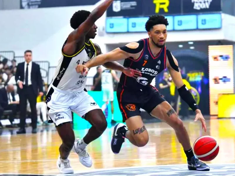 Fuerza Regia derrota a Lobos Plateados y se mantienen como líderes de la LNBP  