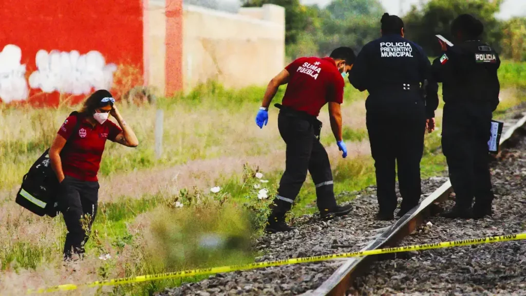 Hombre murió atropellado por un tren en San Jerónimo Caleras, Puebla