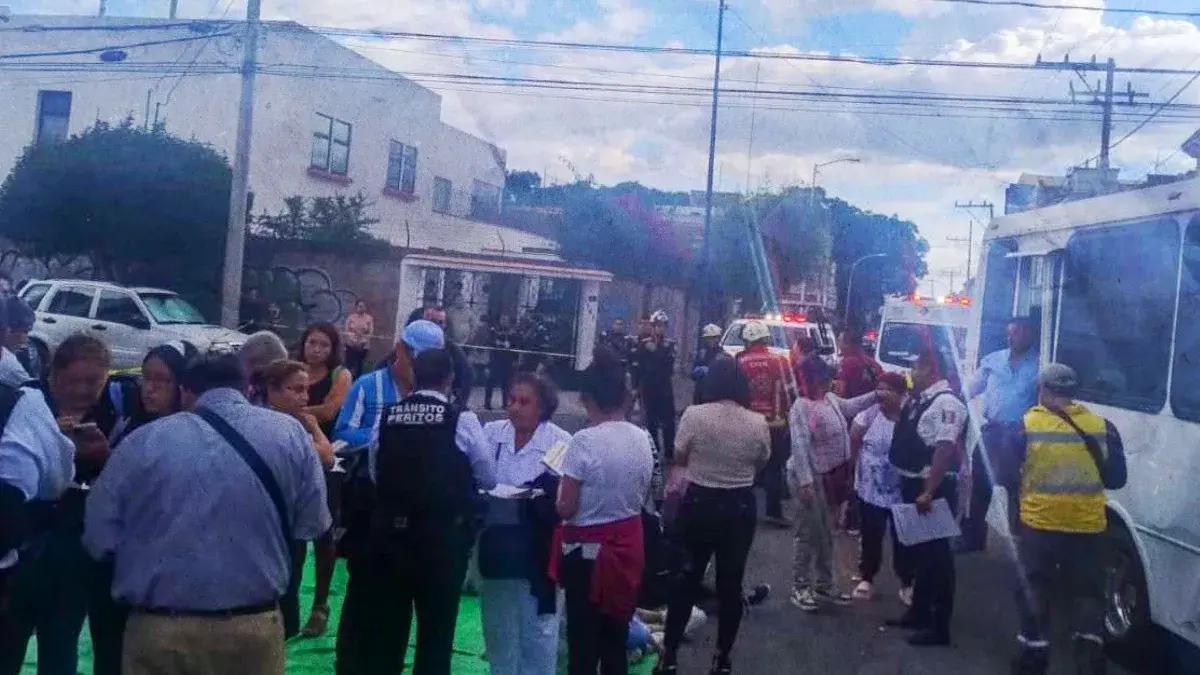Choque entre Ruta 4 y patrulla de la policía estatal deja 25 heridos en Puebla 