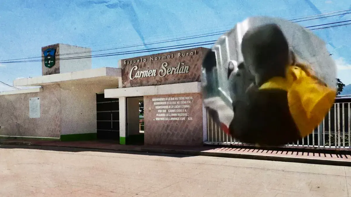 Acusan a normalistas de Teteles en Puebla de retener a compañeras durante novatada