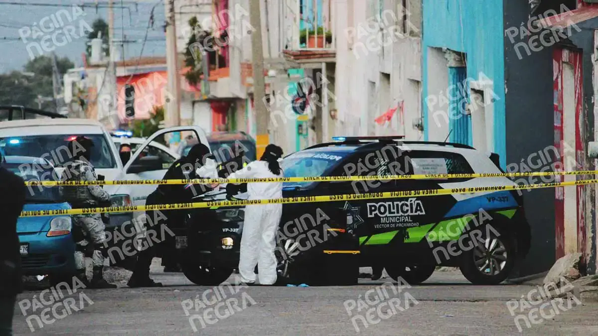 Abandonan cuerpo desmembrado, embolsado y con mensaje de amenaza en Xonacatepec, Puebla