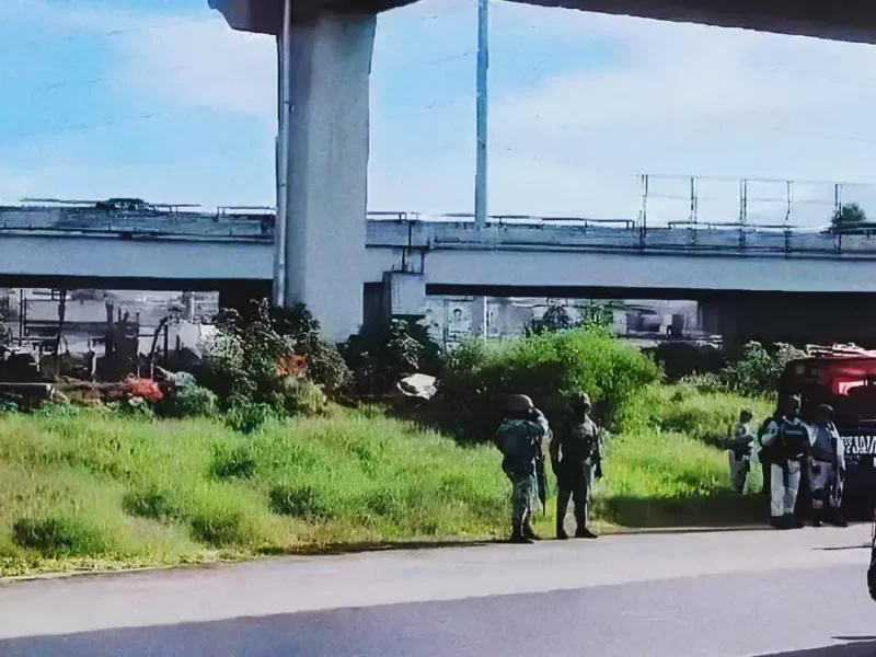 Bomberos encuentran a hombres con signos de violencia tras atender incendio en Hueyotlipan; uno murió 