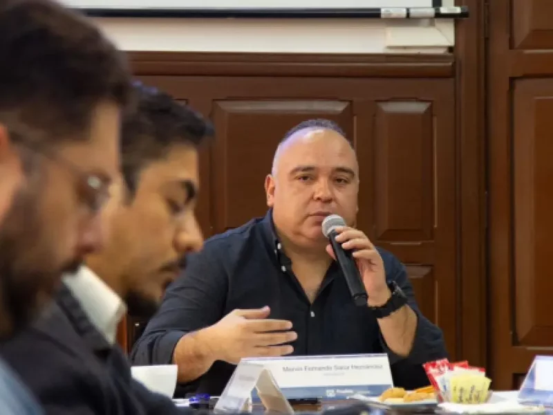 Avanzan reformas para armonizar normativa municipal con Ley Estatal sobre venta de bebidas alcohólicas