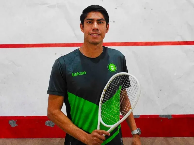 Alejandro Reyes atleta poblano que representa a México en la disciplina del Squash