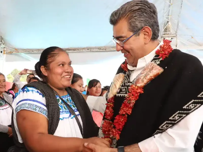 Con nuevo campus universitario, gobierno estatal impulsa educación superior en Hueyapan