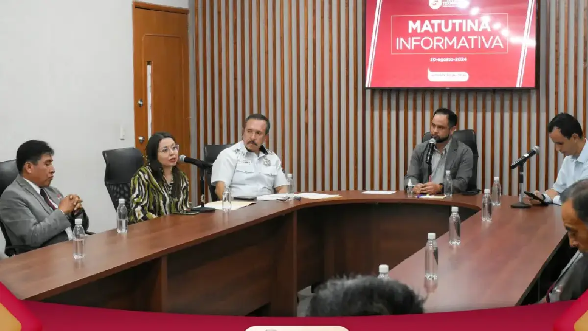 Norma Layón entrega 30 uniformes a la Banda Sinfónica Municipal