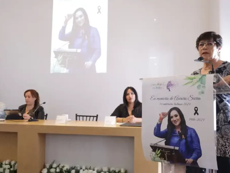 Rinde Congreso homenaje a Aurora Sierra por primer aniversario luctuoso