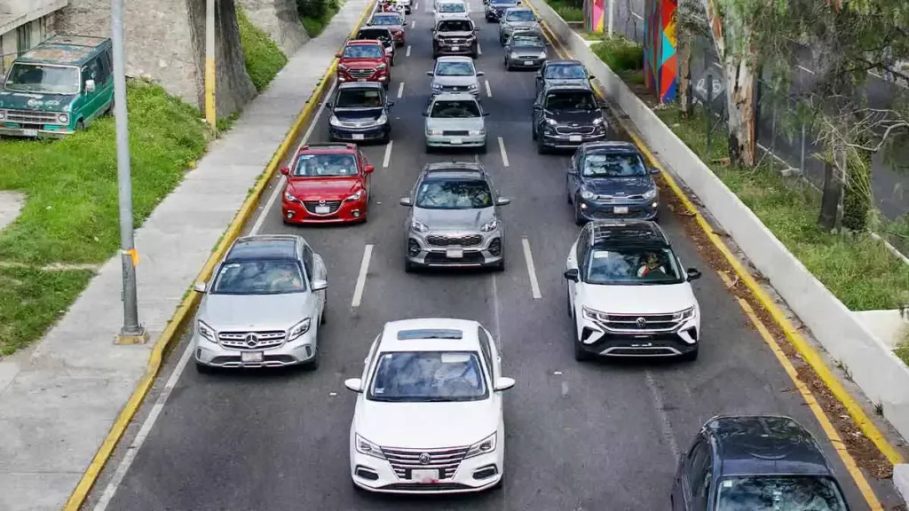 Puebla tiene el 2.1% de vehículos registrados a nivel nacional; uno por cada cinco habitantes