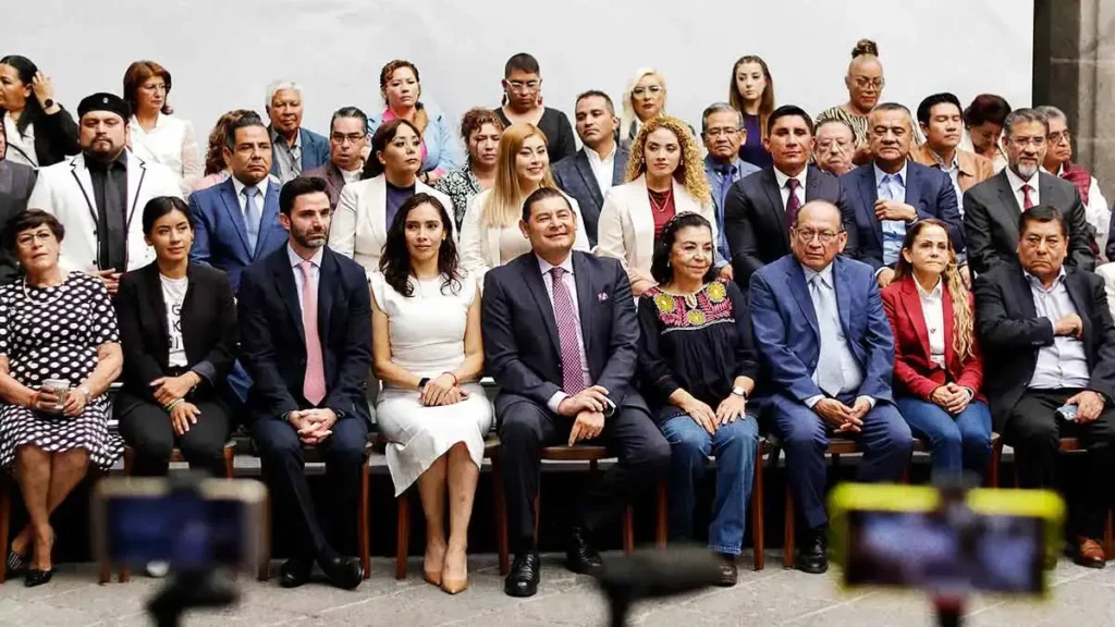 Rebeca Bañuelos y José Manuel Contreras se suman al gabinete de Alejandro Armenta