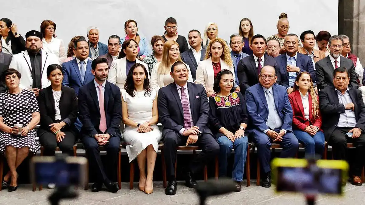 Rebeca Bañuelos y José Manuel Contreras se suman al gabinete de Alejandro Armenta