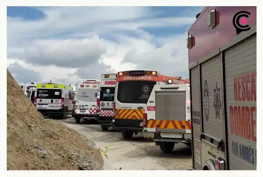 Mueren sepultados dos trabajadores en las obras del distribuidor en la Vía Atlixcáyotl