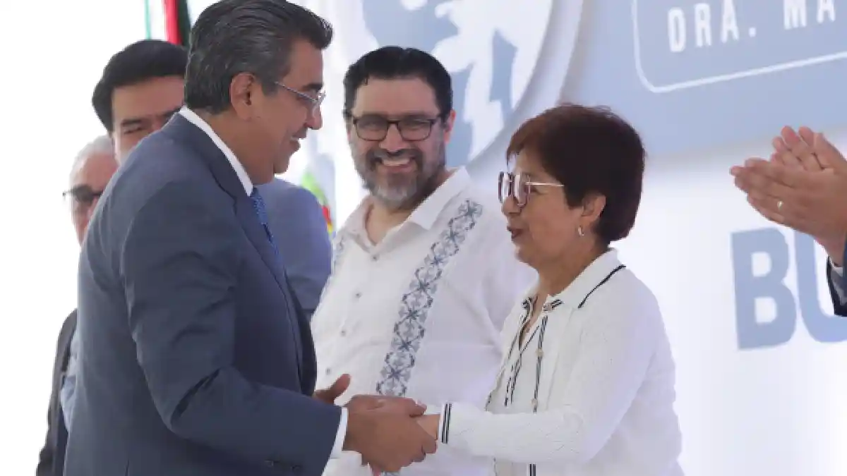 Anuncia Sergio Salomón inversión de 250 mdp para intervención de preparatorias BUAP