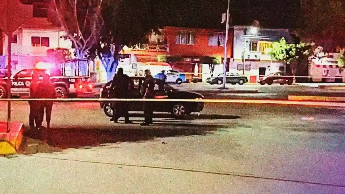 Dentro de su auto, ejecutan a "El Bonice" en Tehuacán, Puebla 