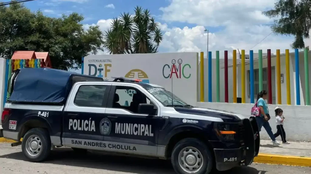 Despliega Policía de San Andrés Cholula operativo por regreso a clases