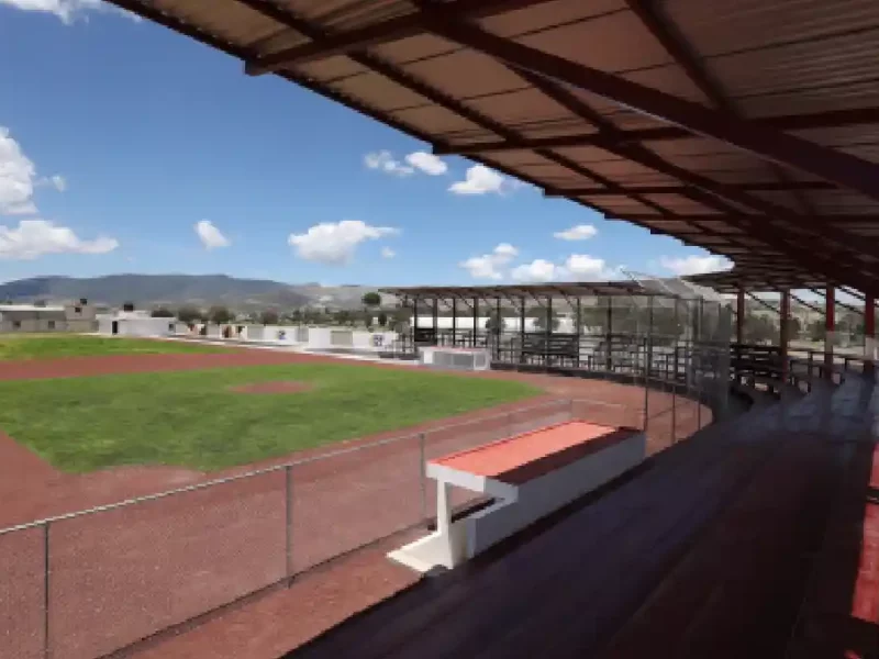 Con entrega de campo de béisbol, gobierno de Sergio Salomón impulsa la recreación ciudadana