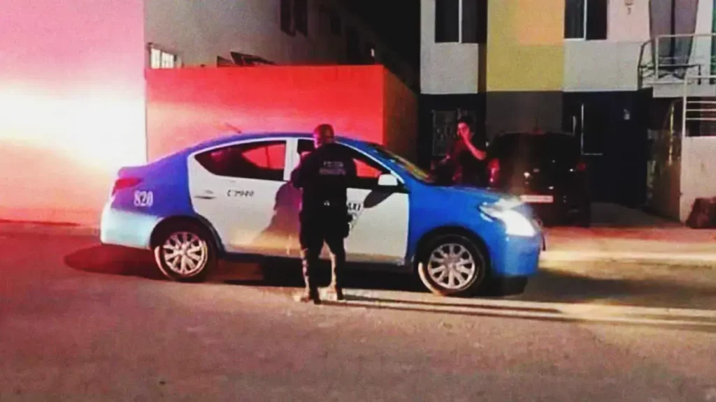 Gerardo es asesinado a balazos dentro de su taxi en Tehuacán