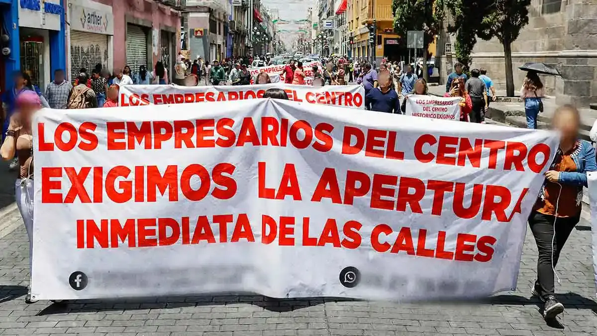 Manifestación de comerciantes del Centro Histórico de Puebla dejó como saldo un detenido