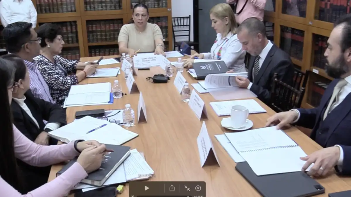 Presenta Informe Anual de Actividades, la Comisión de Control, Vigilancia y Evaluación de la ASE