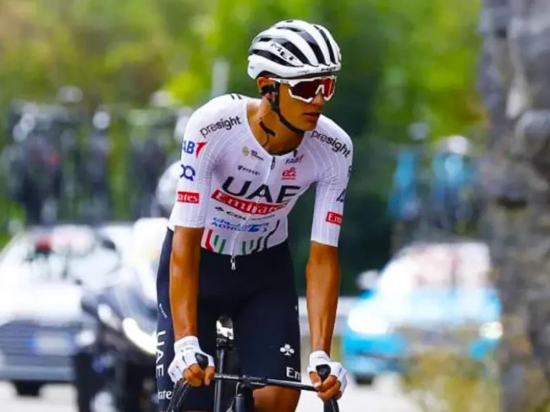Isaac del Toro sexto lugar en la etapa 16 de la Vuelta España