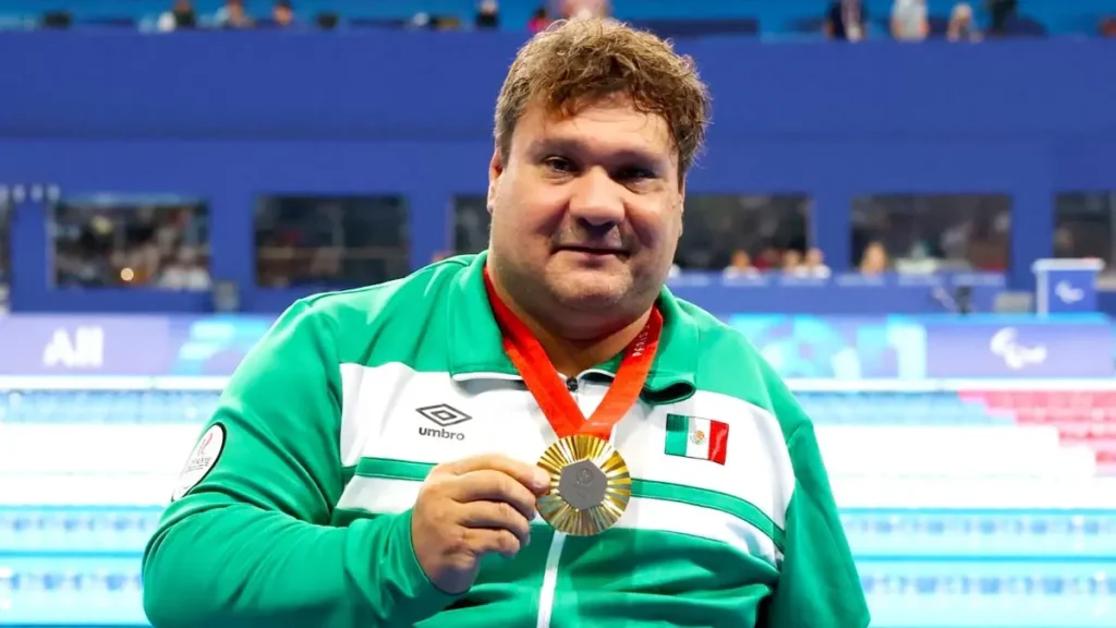 Arnulfo Castorena se convierte en tetracampeón en los Juegos Paralímpicos París 2024