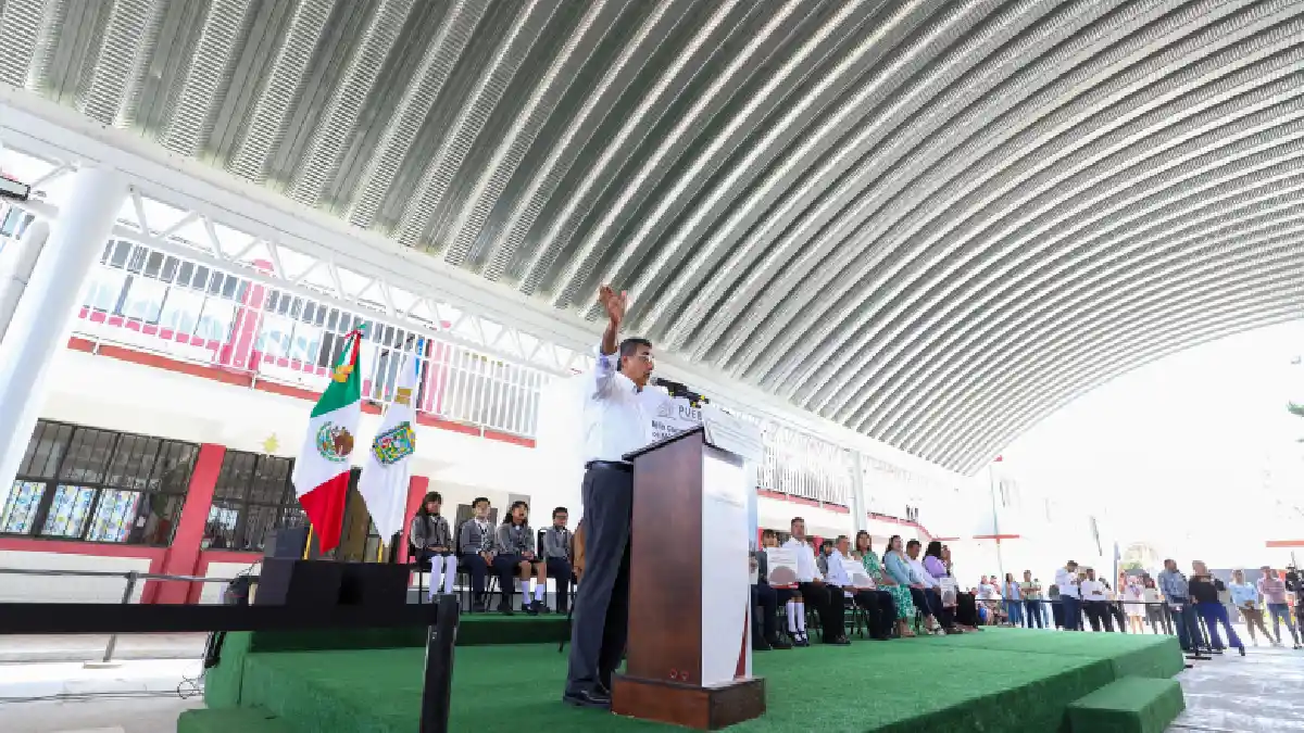 En dos años, gobierno invierte más en educación que en la última década: Sergio Salomón