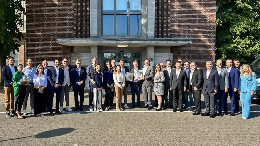 Apuestan Sergio Salomón Y Alejandro Armenta por continuidad, innovación y más inversión de VW en Puebla