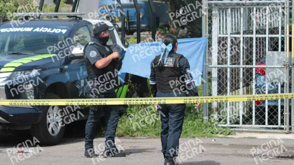 Hombre en situación de calle murió abajo de una banca en La Margarita, Puebla 