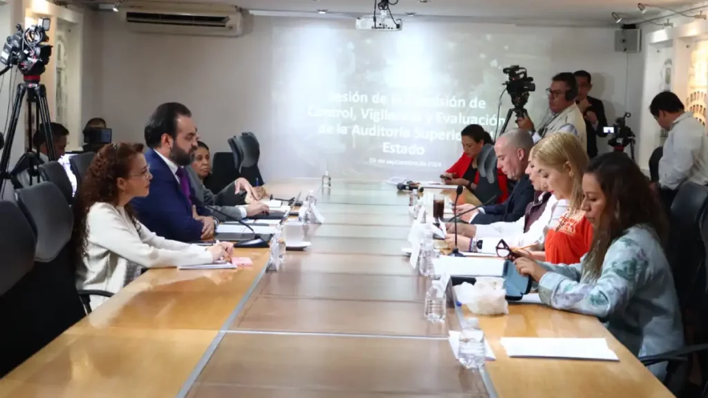 Aprueba la Comisión de Control, Vigilancia y Evaluación de la Auditoría Superior 327 informes de instituciones públicas