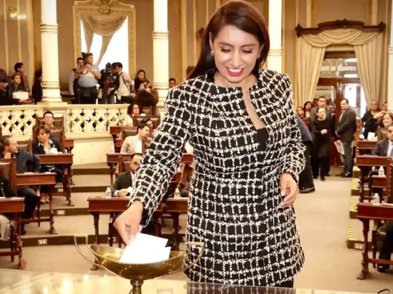Angélica Alvarado Juárez participa en sesión previa en el Congreso del Estado de Puebla