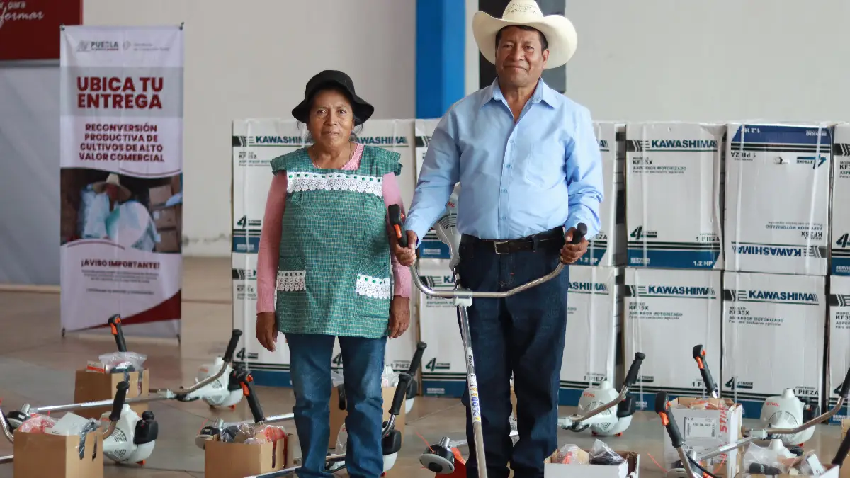 Ayuntamiento de Atlixco y SDR entregan apoyos para continuar recuperando el campo atlixquense