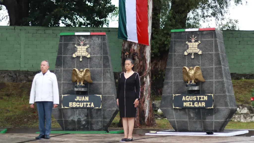 En Atlixco, Ariadna Ayala rinde emotivo homenaje por gesta heroica de Niños Héroes